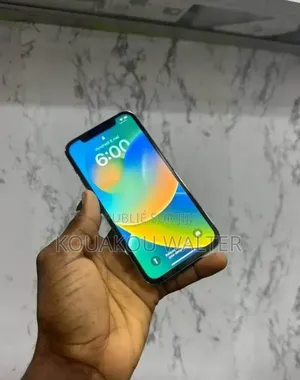 Nouveau Apple iPhone 12 Pro 128 GB Doré