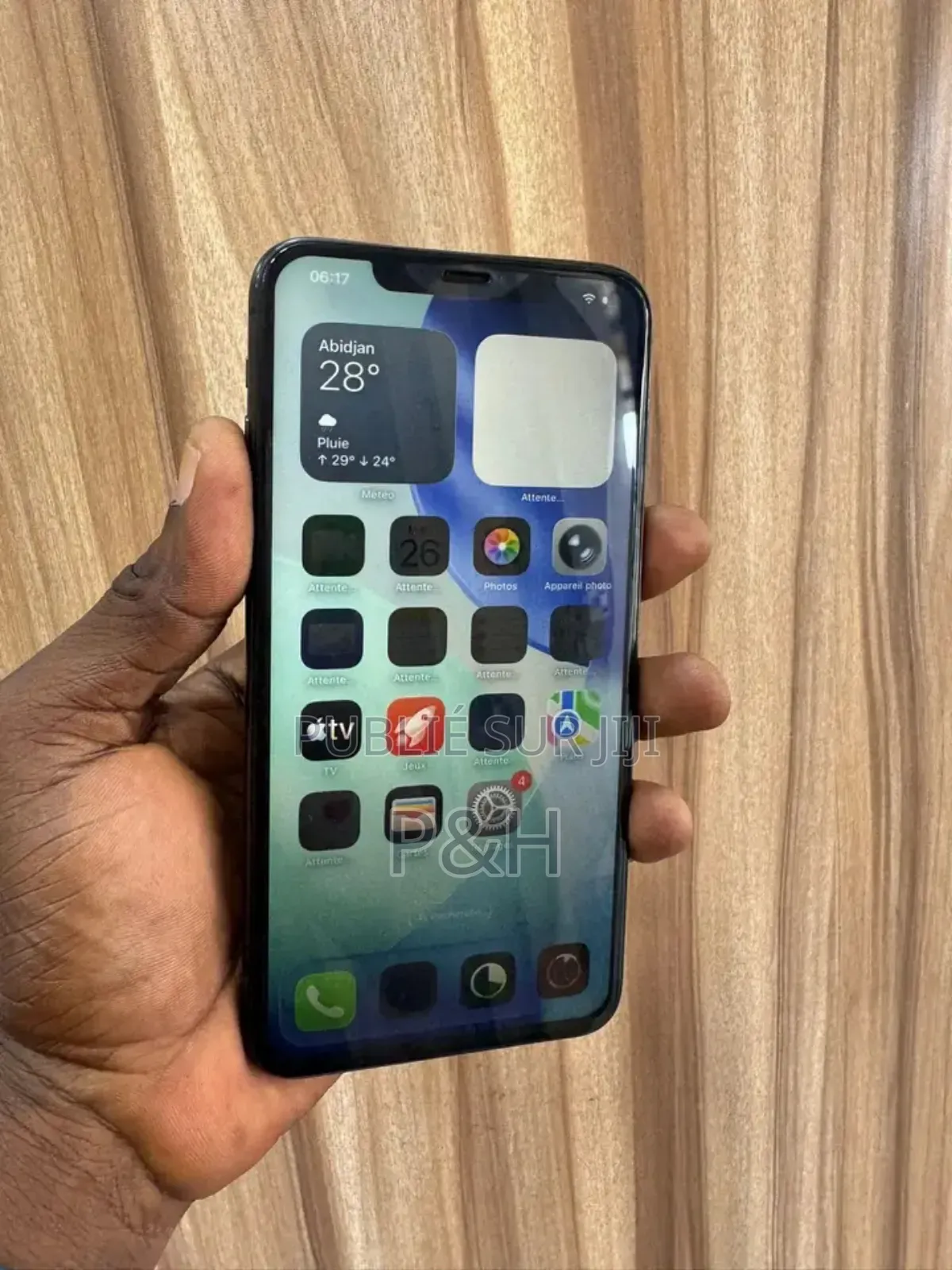 Nouveau Apple iPhone 11 128 GB Noir