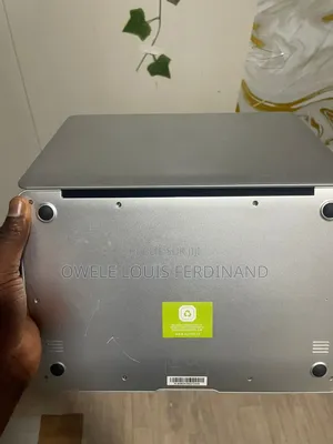 Nouveau Ordinateur portable EduPad Primo 2GB Apple M4 HDD+SSD 32GB