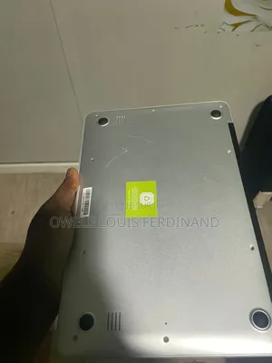 Nouveau Ordinateur portable EduPad Primo 2GB Apple M4 HDD+SSD 32GB