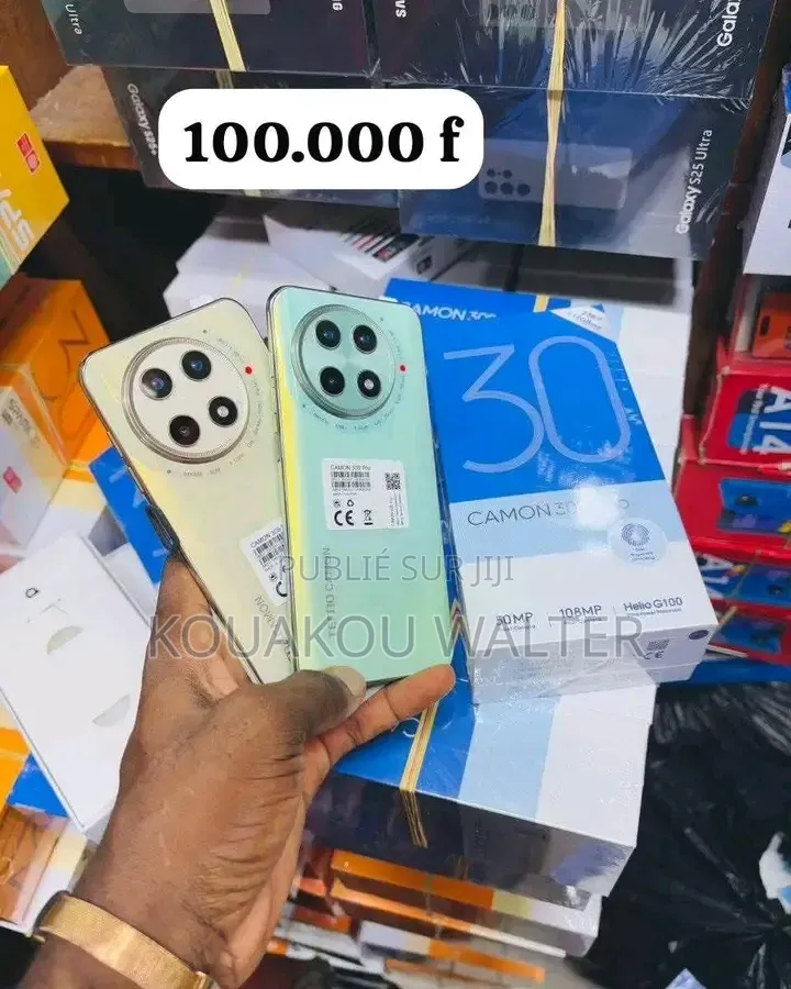 Nouveau Tecno Camon 30 256 GB Bleu