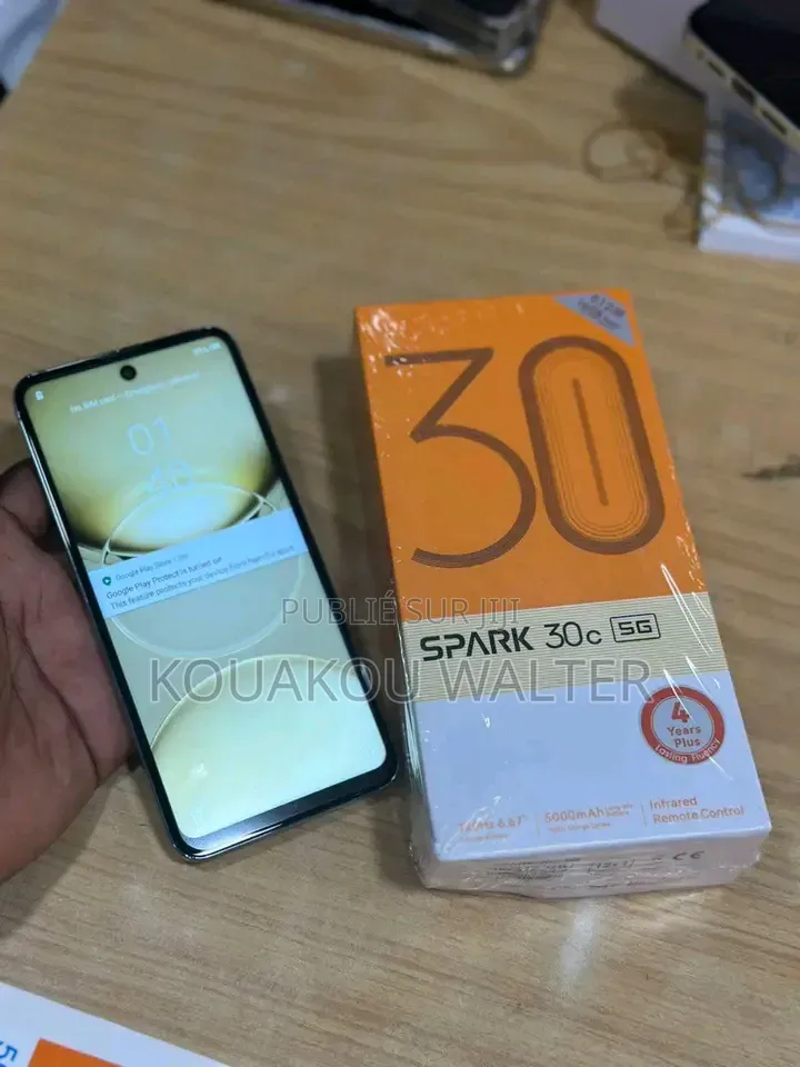 Nouveau Tecno Spark 30C 128 GB Bronze