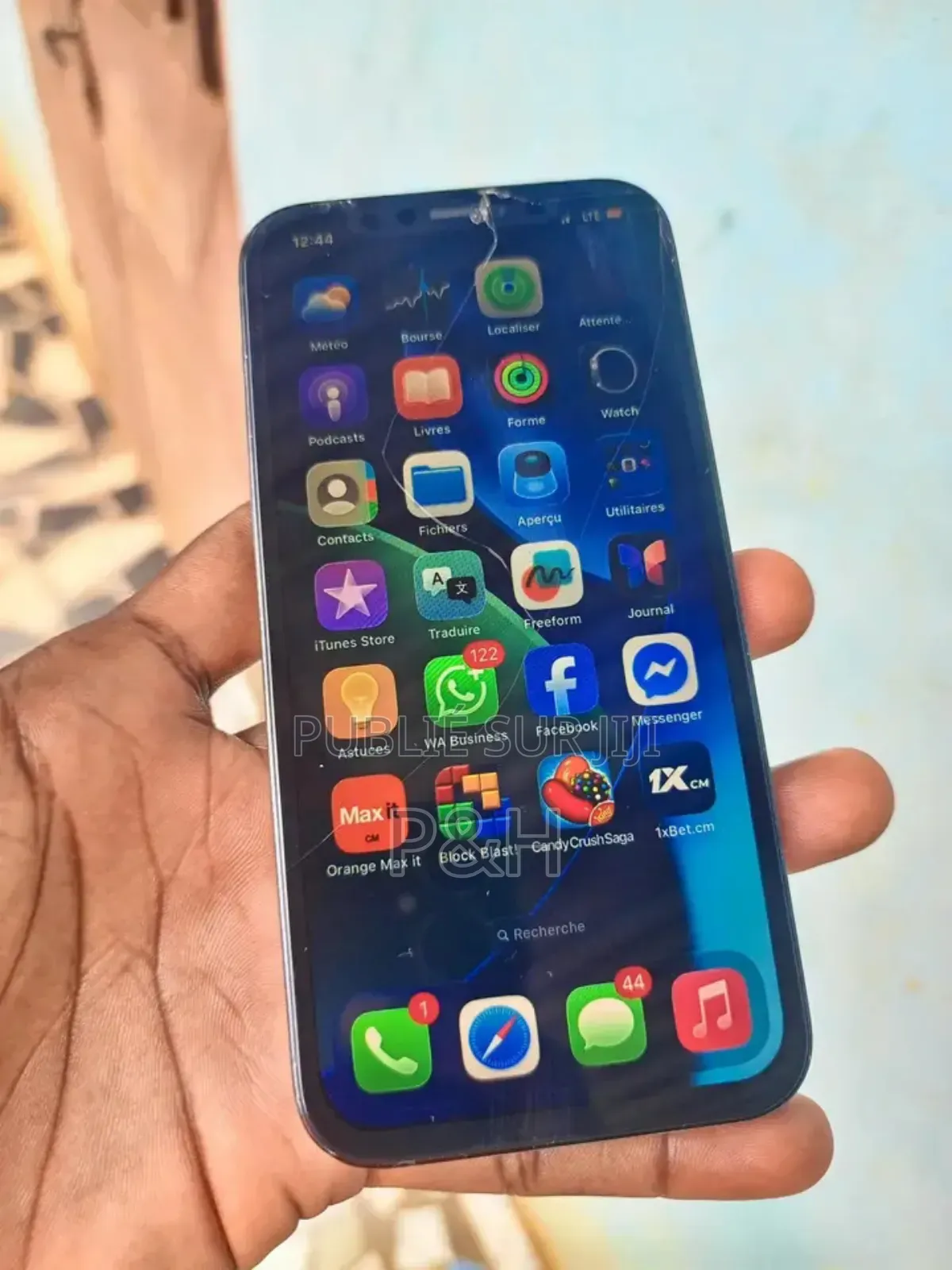 Apple iPhone 11 128 GB Bleu