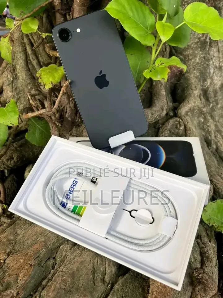Nouveau Apple iPhone 16e 512 GB Noir