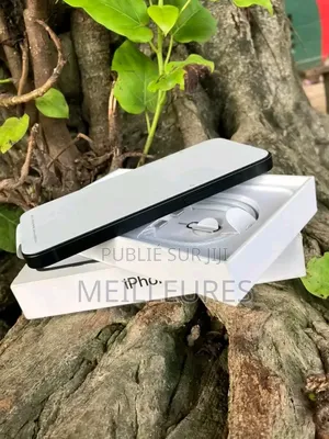 Nouveau Apple iPhone 16e 512 GB Noir
