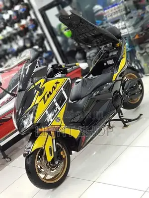 Nouveau Yamaha YBR125 2026 Beige