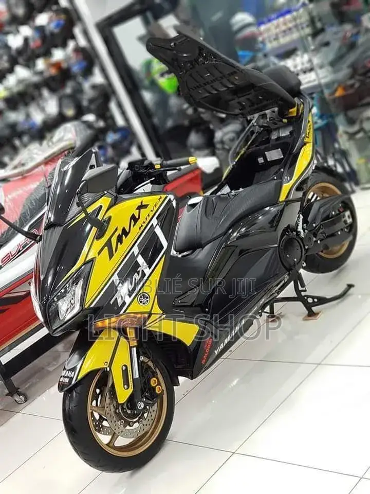 Nouveau Yamaha YBR125 2026 Beige