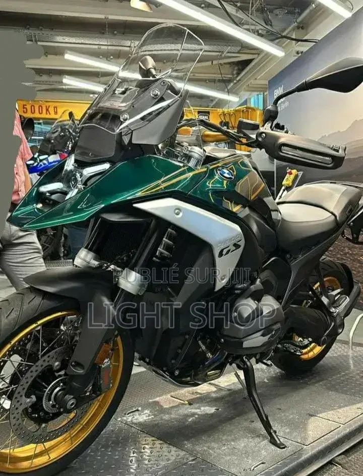 Nouveau Yamaha YBR125 2025 Blanc