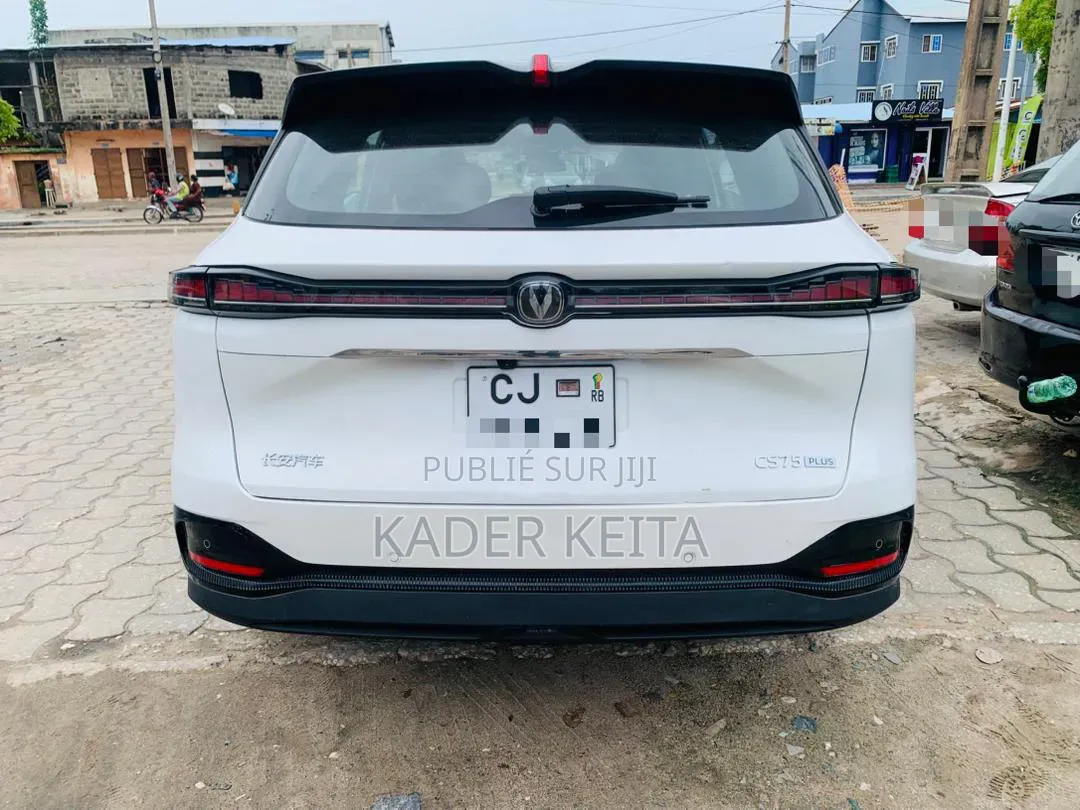 Nouveau Changan CS75 2025 Blanc