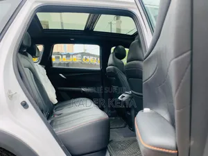 Nouveau Changan CS75 2025 Blanc