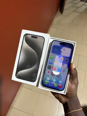 Nouveau Apple iPhone 15 Pro 256 GB Argenté