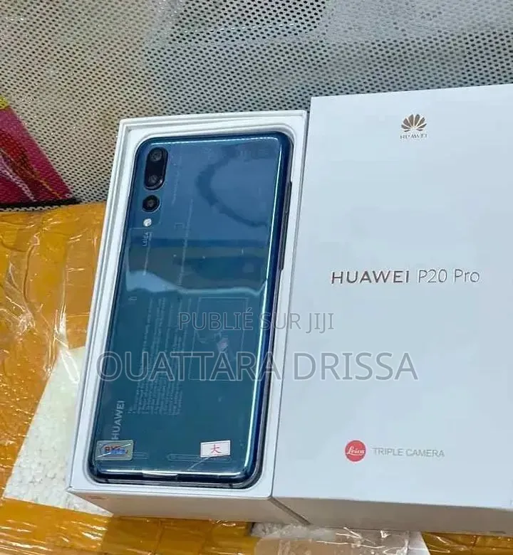 Nouveau Tecno Camon 40 256 GB Bleu