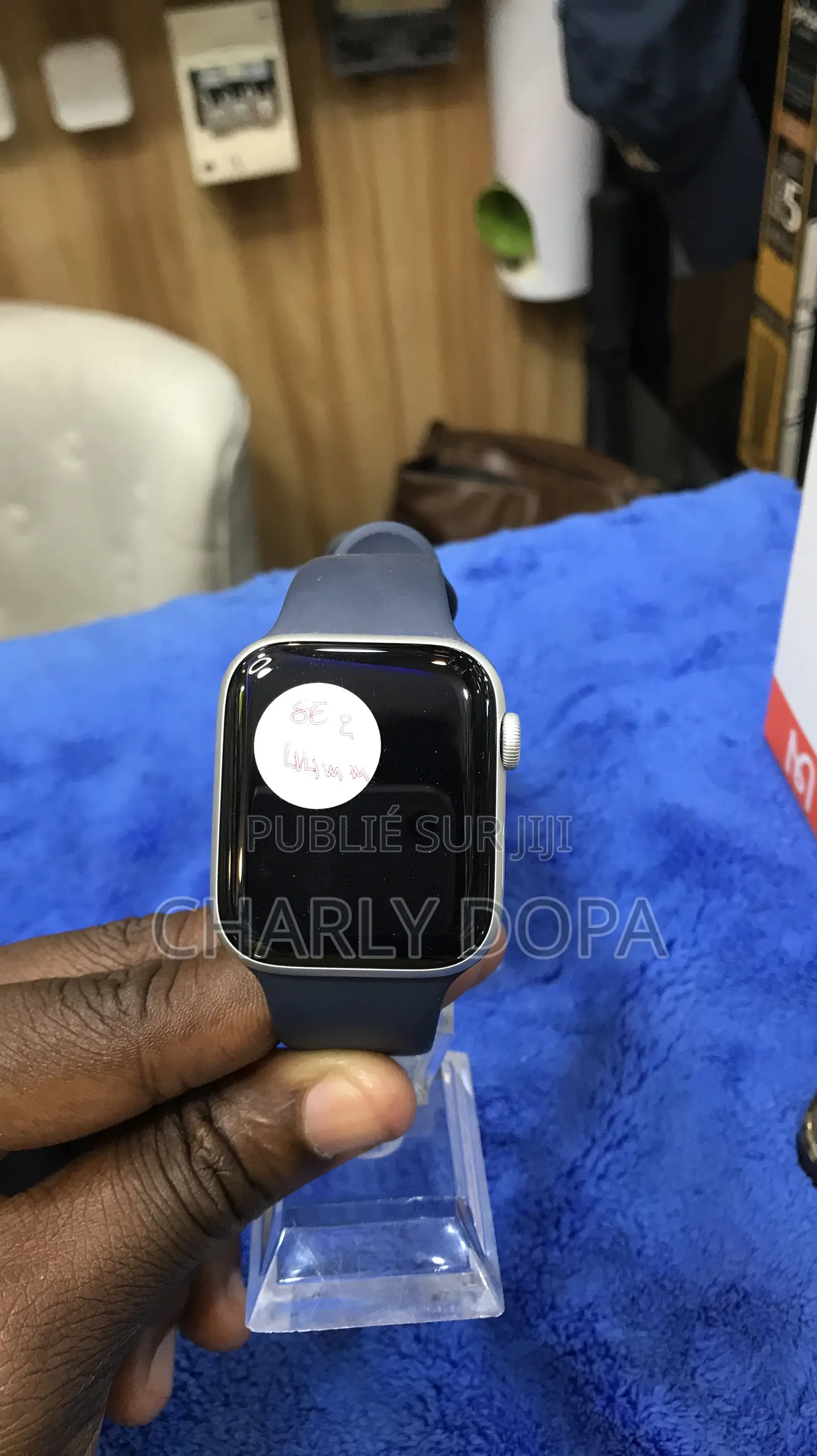 Apple Watch Série Se 2 44mm Quasi Neuf