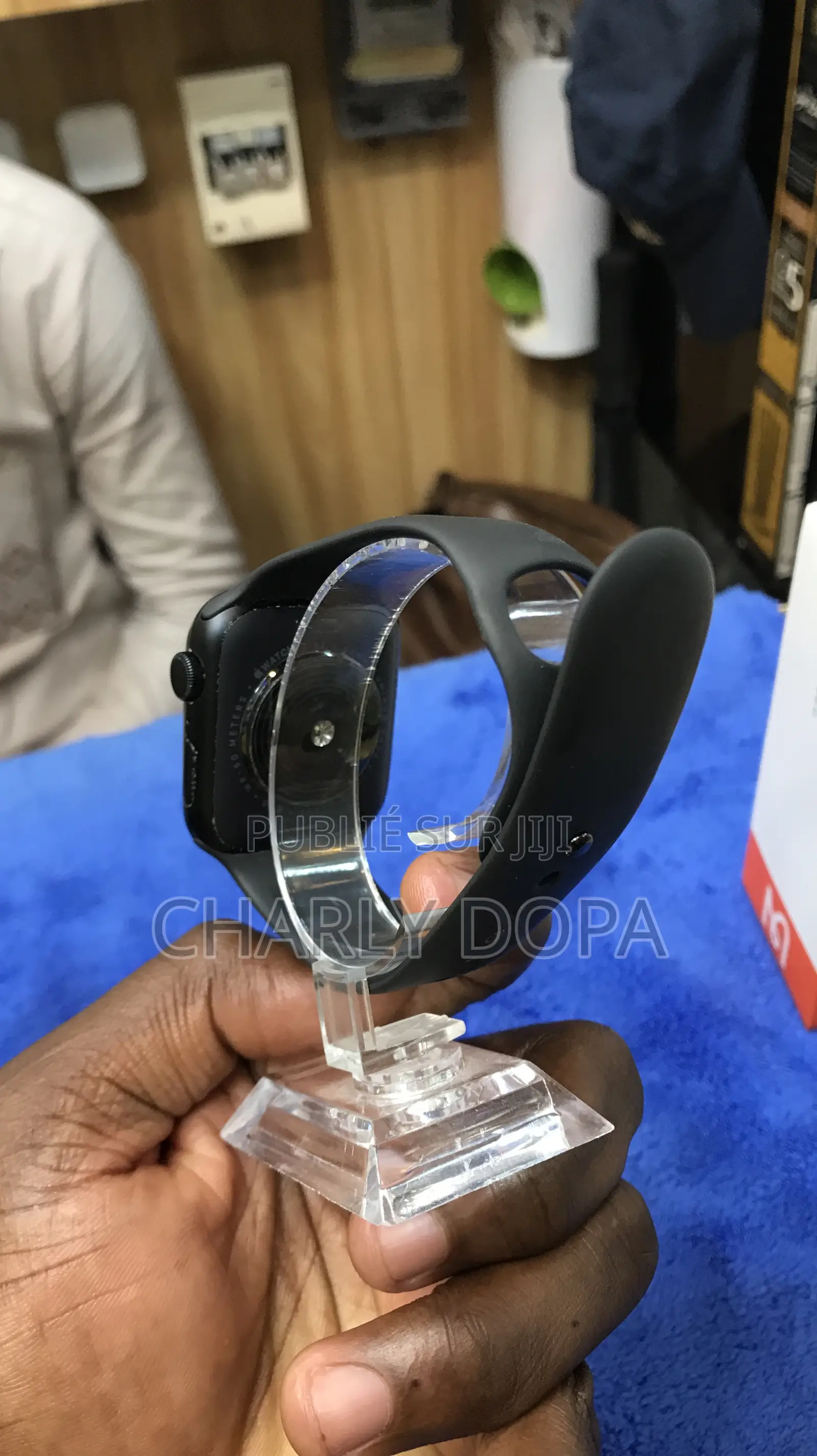 Apple Watch Série Se 2 44mm Quasi Neuf