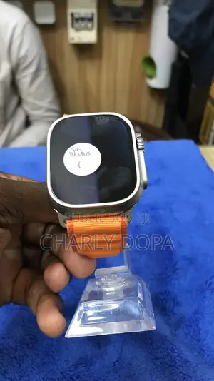 iPhone Watch Ultra 1 Quasi Neuf