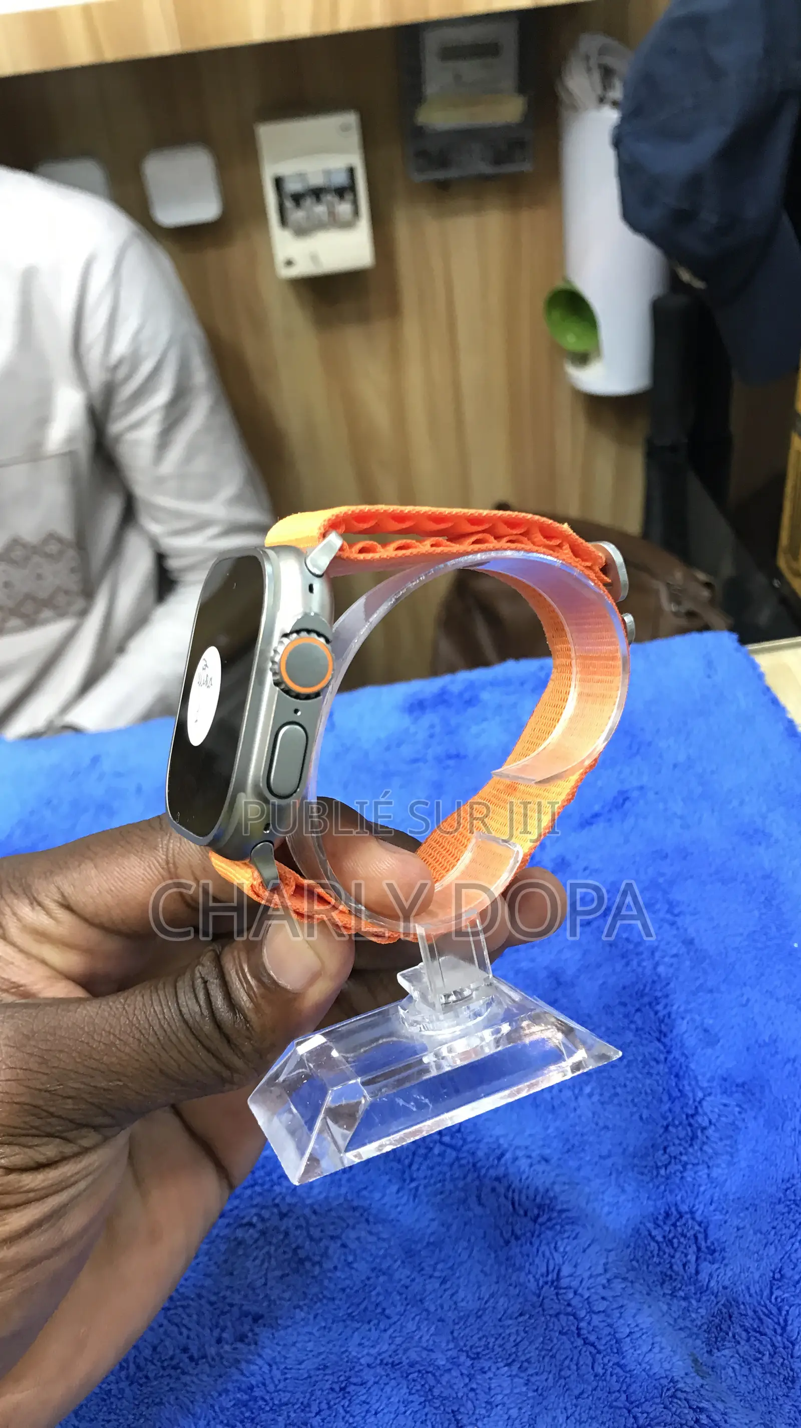 iPhone Watch Ultra 1 Quasi Neuf