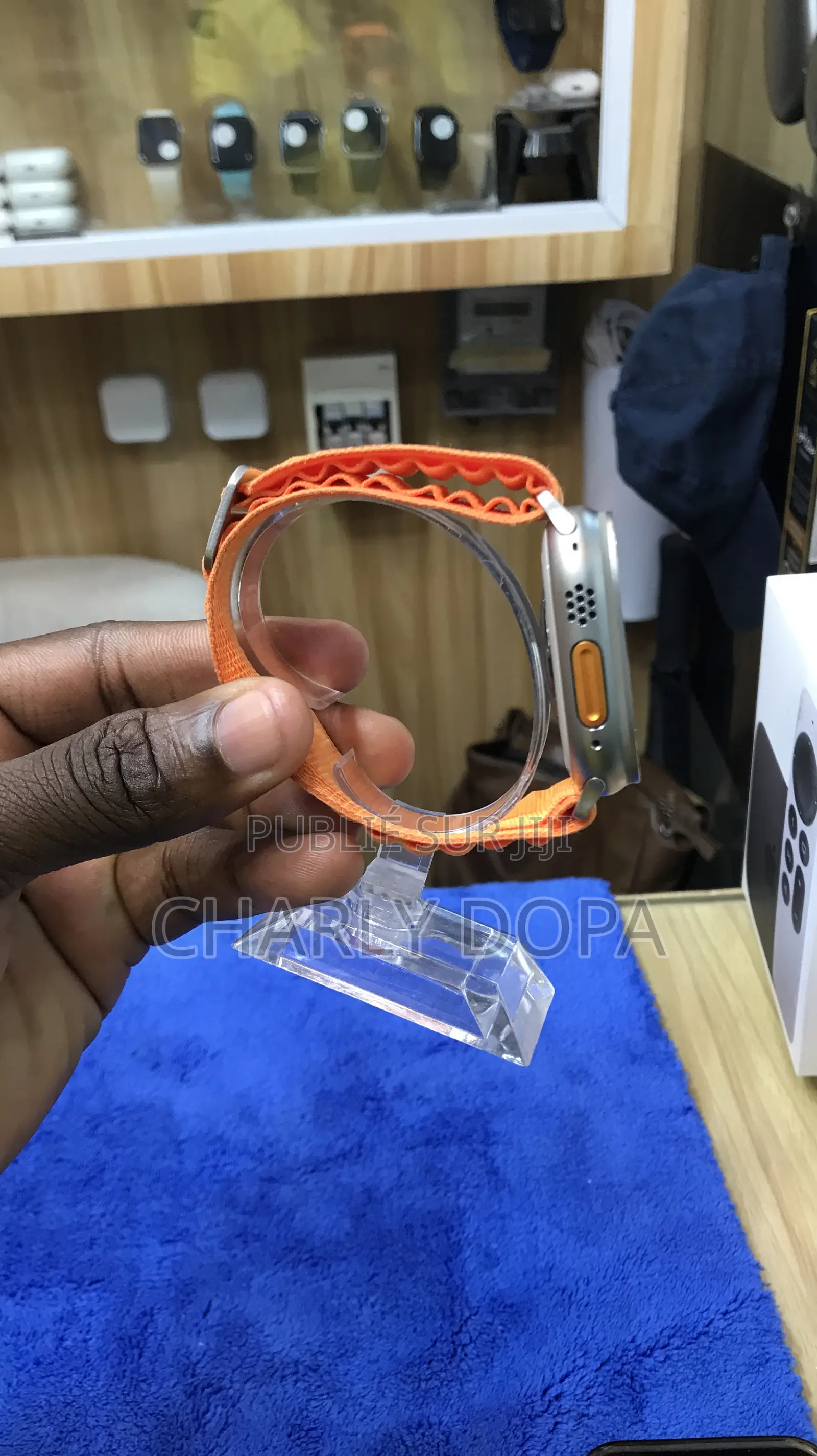 iPhone Watch Ultra 1 Quasi Neuf
