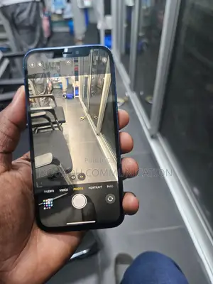 Apple iPhone 12 128 GB Bleu