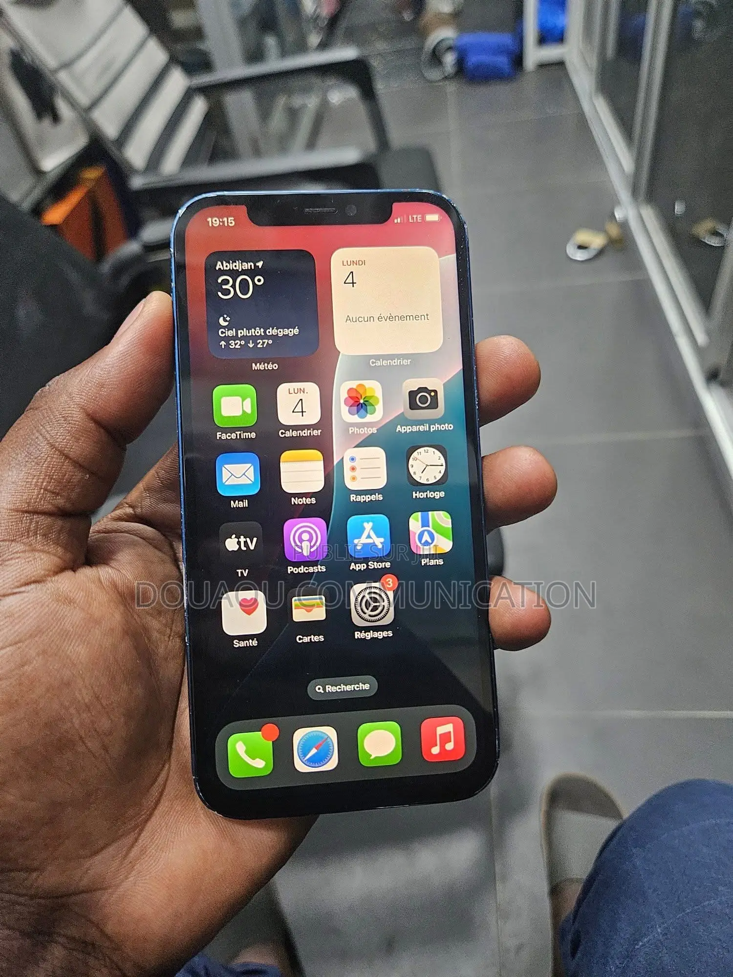 Apple iPhone 12 128 GB Bleu