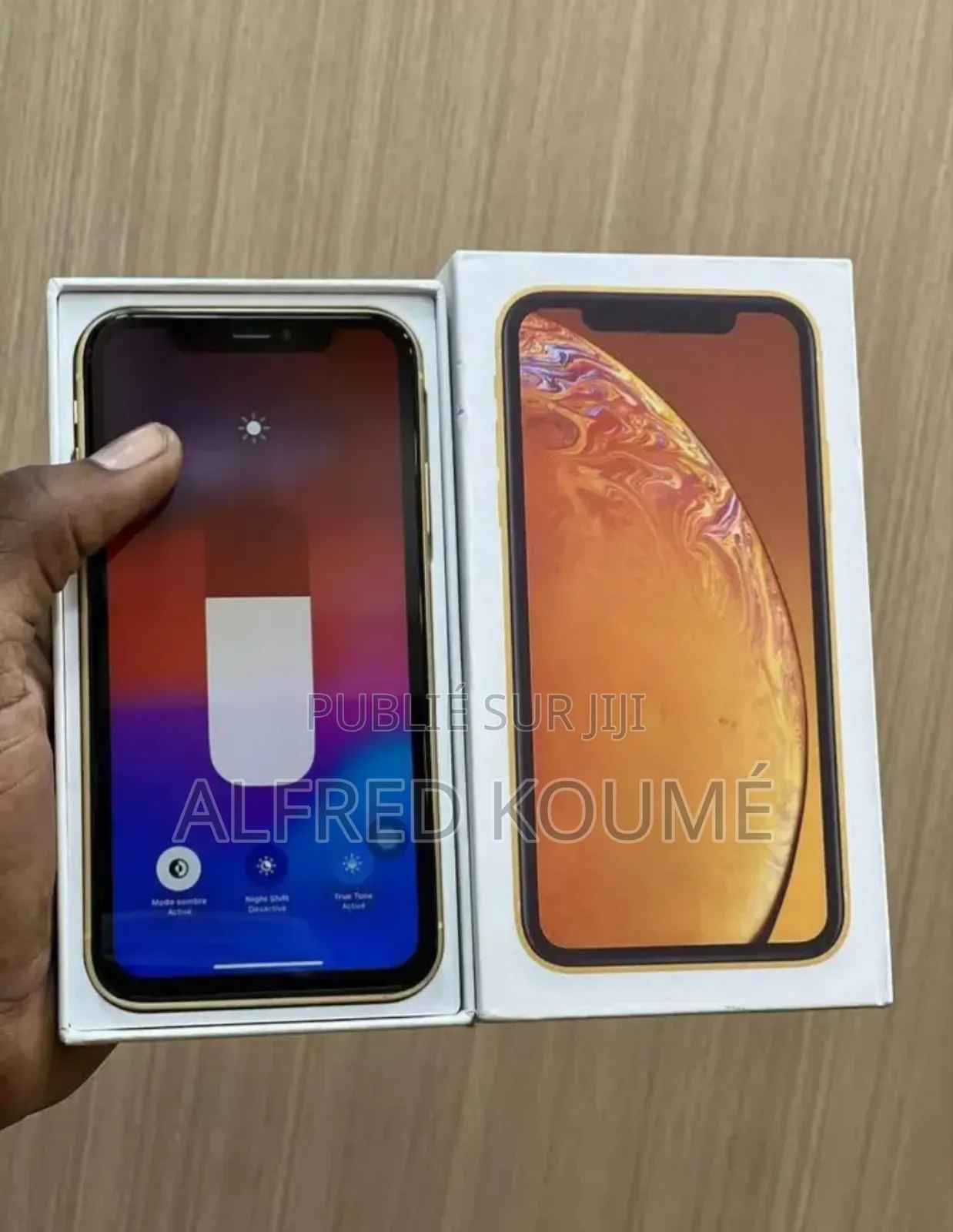 Apple iPhone XR 64 GB Jaune