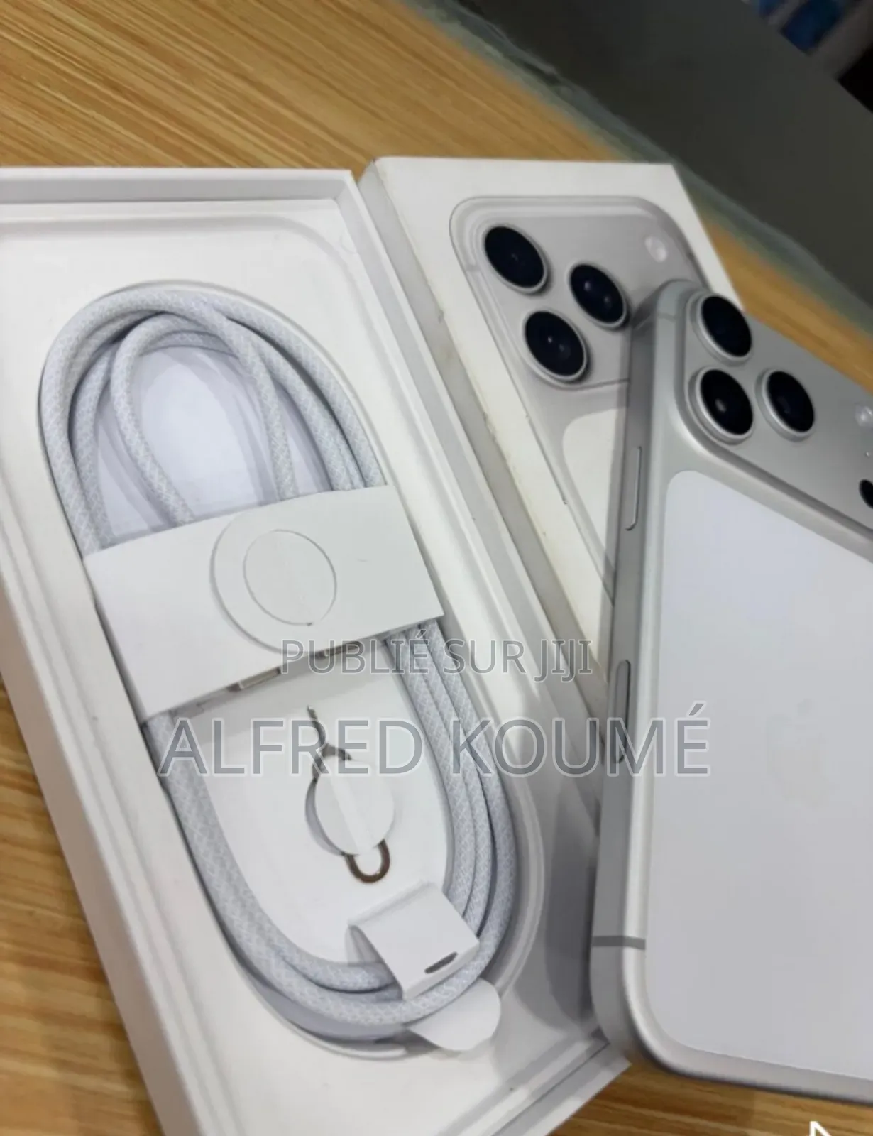 Nouveau Apple iPhone 17 Pro Max 256 GB Blanc