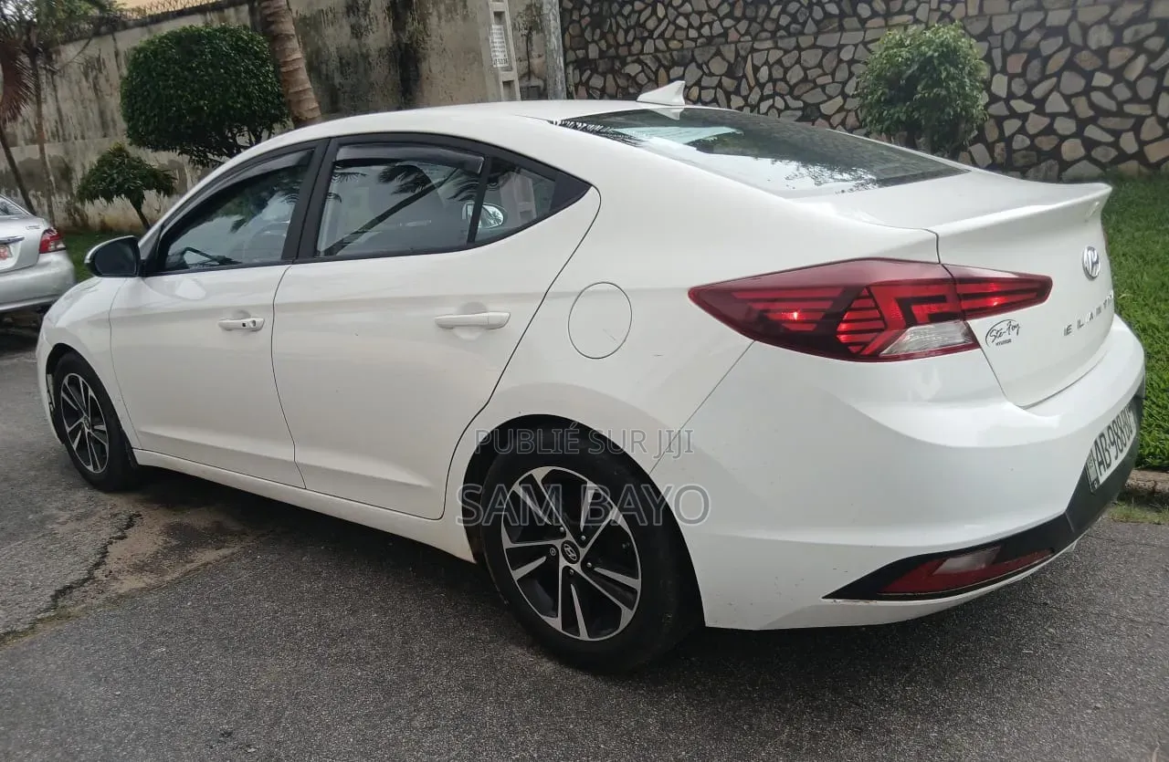 Hyundai Elantra 2020 Blanc