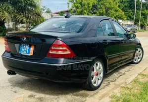 Mercedes-Benz C200 2000 Noir