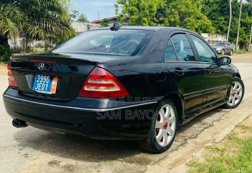 Mercedes-Benz C200 2000 Noir