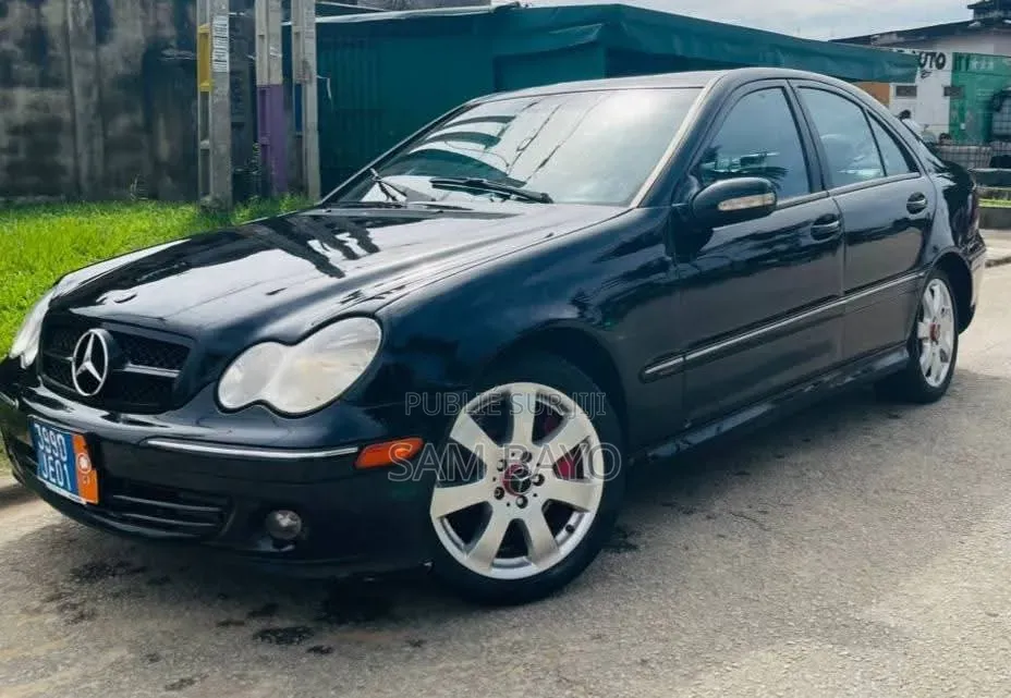 Mercedes-Benz C200 2000 Noir