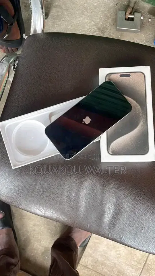 Nouveau Apple iPhone 14 Pro Max 256 GB Or rose