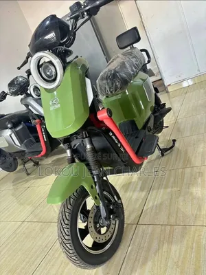 Nouveau Yamaha YBR 2025 Vert