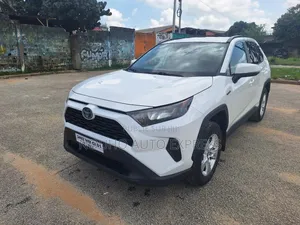 Toyota RAV4 2022 Blanc