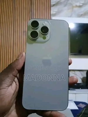 Nouveau Apple iPhone 15 Pro Max 512 GB Noir