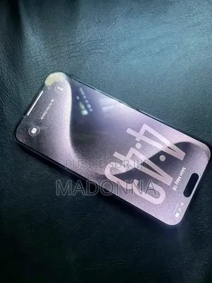 Nouveau Apple iPhone 15 Pro 512 GB Noir