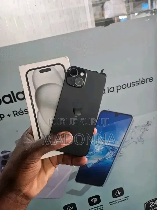Nouveau Apple iPhone 15 256 GB Noir