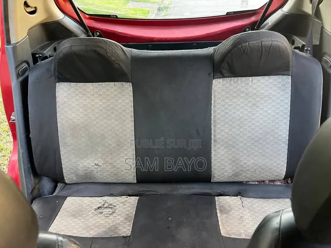 Suzuki Alto 2024 Bordeaux
