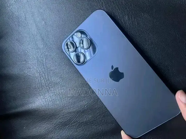 Nouveau Apple iPhone 15 Pro 512 GB Noir
