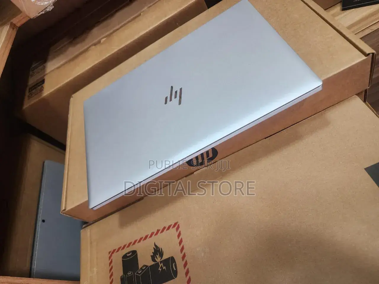 Nouveau Microsoft Surface Pro 5 8GB Intel Core i5 SSD 256GB