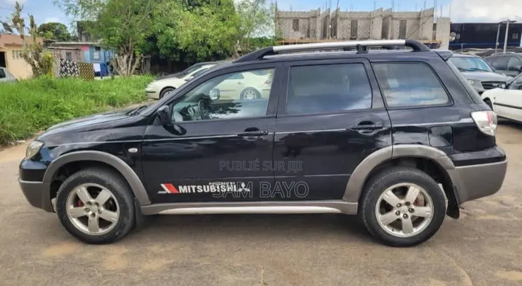 Mitsubishi Outlander 2005 Noir