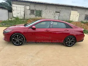 Hyundai Elantra 2022 Rouge