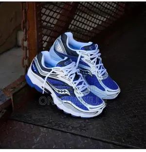 Saucony Progrid Omni 9