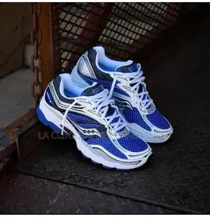 Saucony Progrid Omni 9