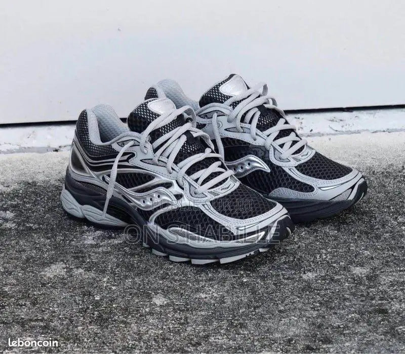 Saucony Progrid Omni 9