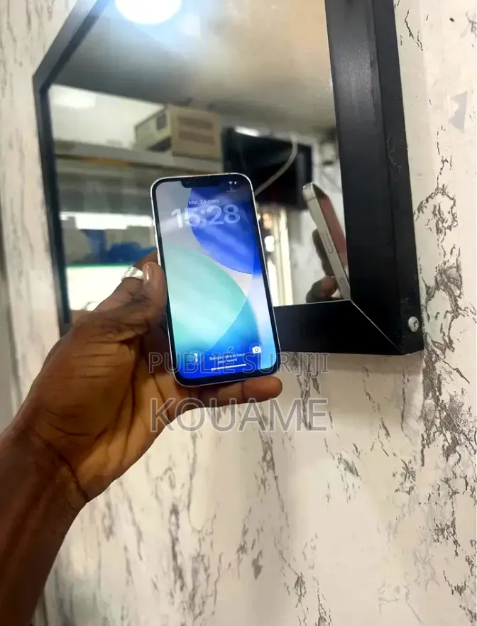 Nouveau Apple iPhone 13 128 GB Rose