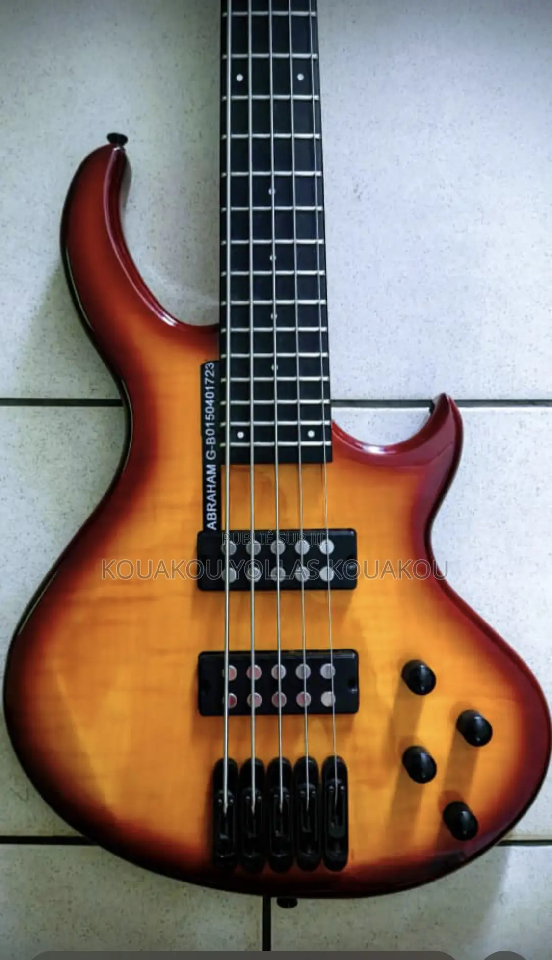 Guitare Basse