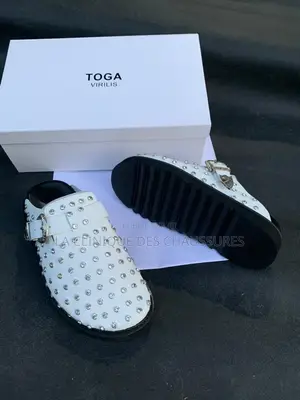 Mules Cloutées