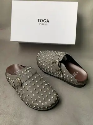 Mules Cloutées
