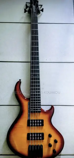 Guitare Basse