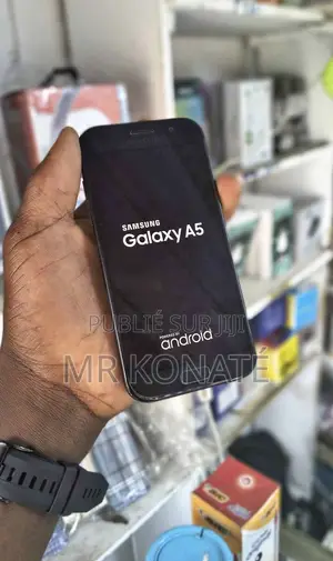Nouveau Samsung Galaxy A05 128 GB Noir