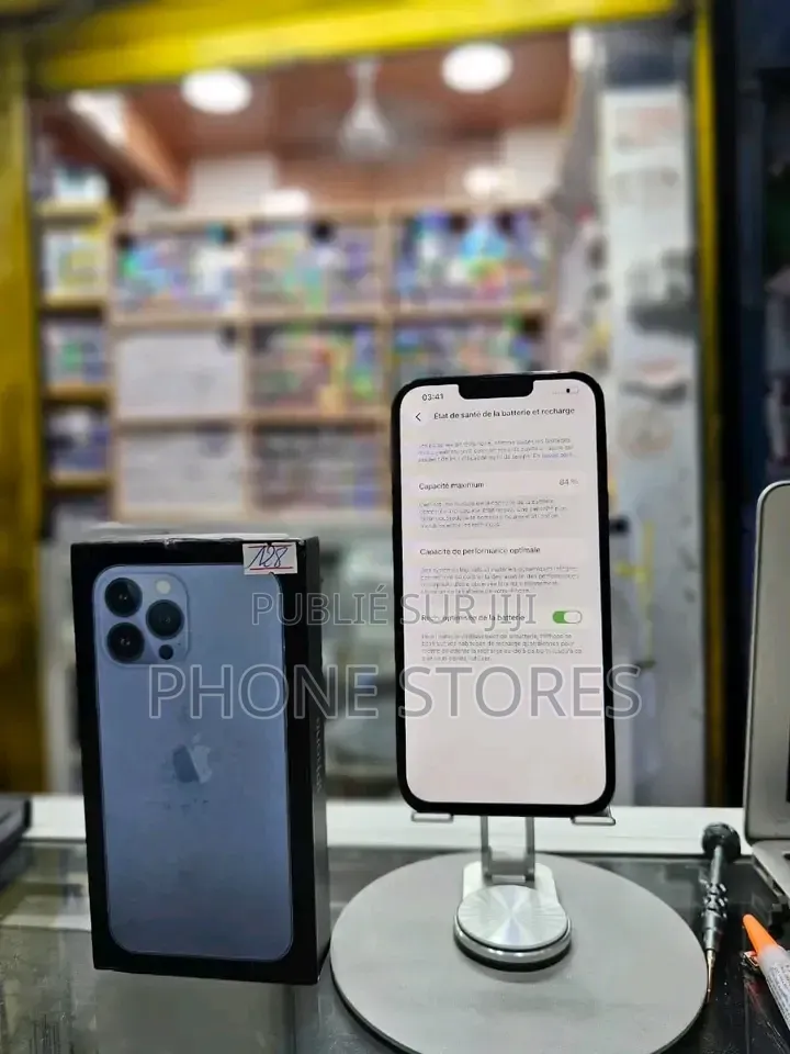Nouveau Apple iPhone 13 Pro Max 128 GB Bleu